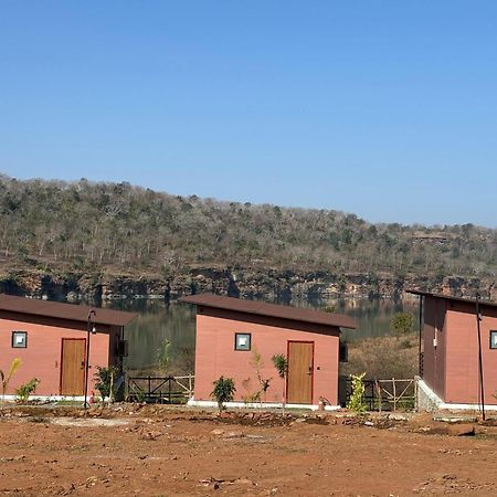 Hotel Gandhisagar Forest Retreat Gurla Esterno foto