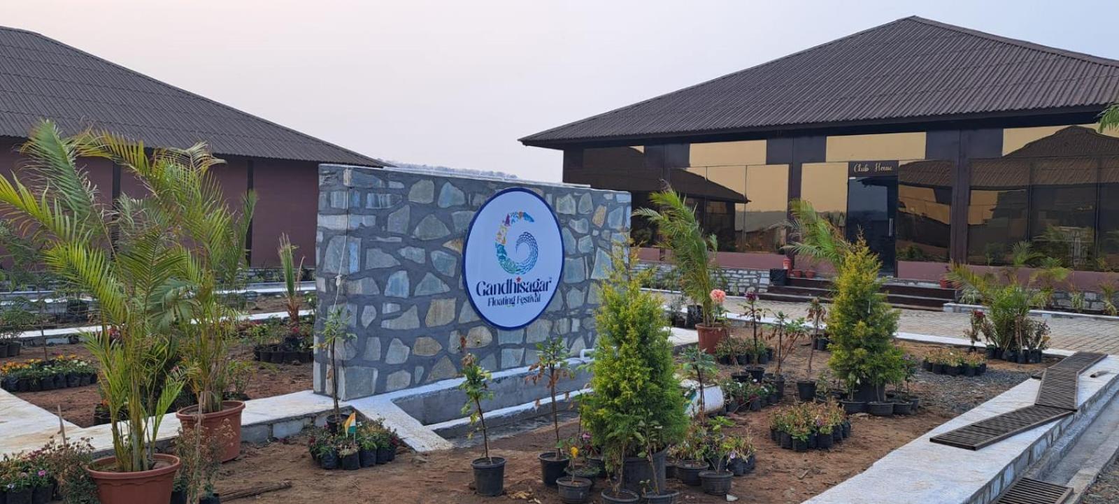Hotel Gandhisagar Forest Retreat Gurla Esterno foto